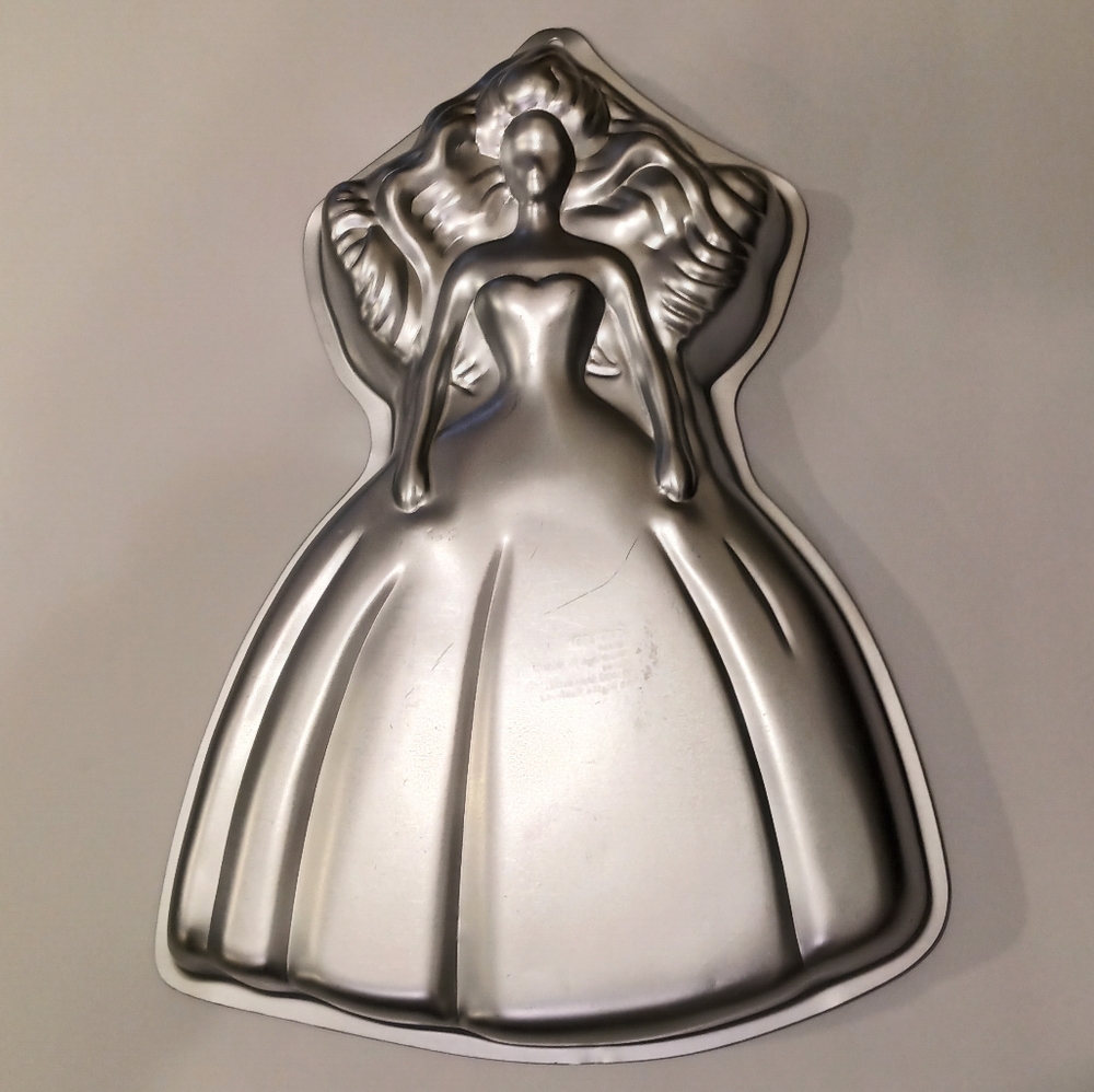 Barbie Wilton Vintage 14" Cake Pan/Mold